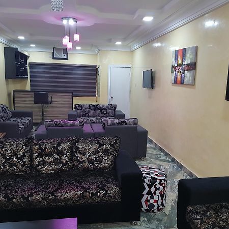 The Resident Hotel Owerri Екстериор снимка
